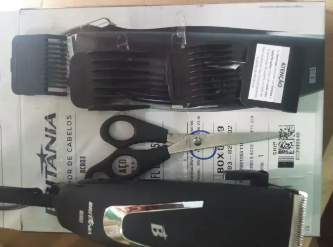 Máquina de cortar cabelo Britânia