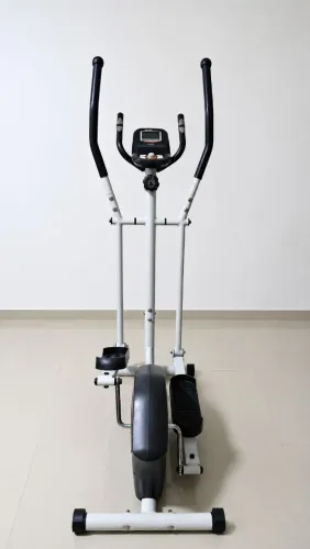 Elíptico Speedo E103 Magnético 8 Níveis de Resistência Passada confortável e sem Trancos