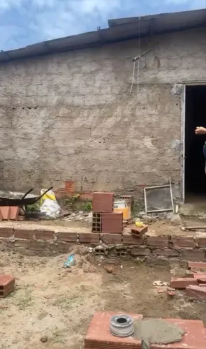 PRECISO DE PEDREIRO