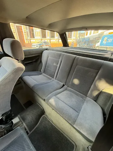 Volkswagen Parati Glsi 2.0 / GLS/ Surf 1.8 (álcool) 1993