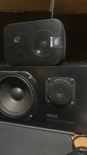 YAMAHA NS-10M STUDIO + SUB YAMAHA + JBL - SISTEMA DE SOM COMPLETO