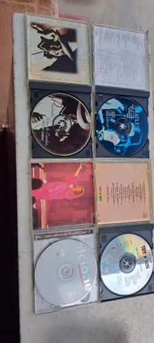 4 cds originais e perfeitos 50,00 cada.