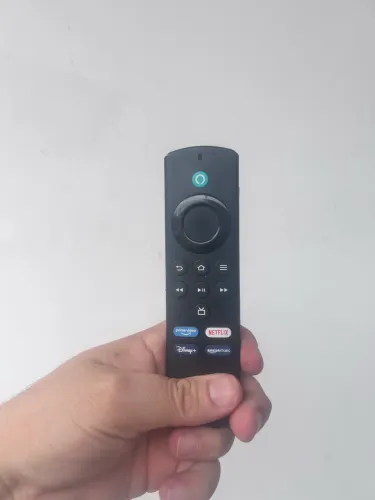 Fire tv stick com Alexa integrada