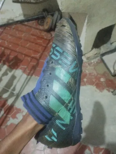 Vendo chuteira Messi nemeziz