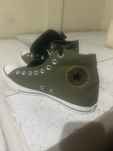 tênis casual all star, converse. verde militar, Novo.