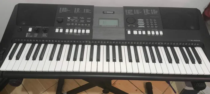 Teclado PSR E423 ( Capa, Pedal, Suporte e Fonte)