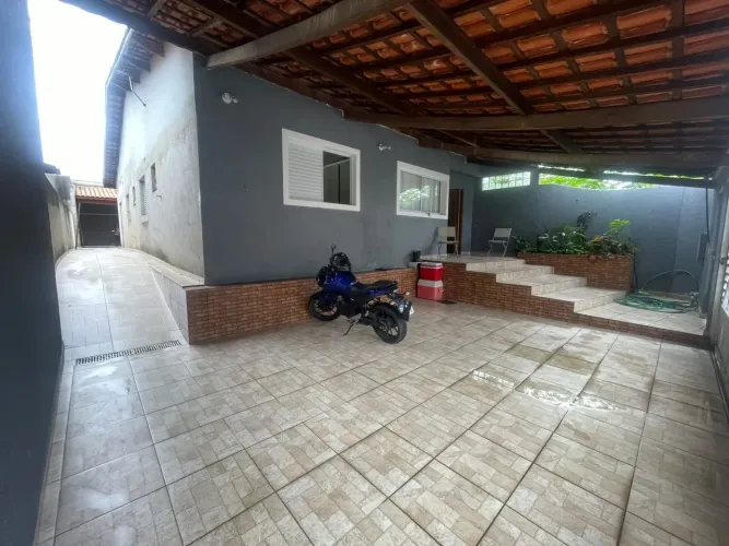 Imóvel para venda com 180 metros quadrados com 4 quartos em Residencial Pastoreiro - Cotia