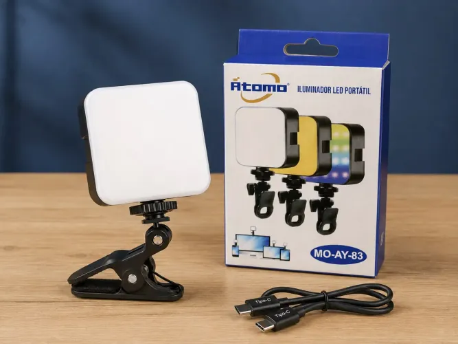 Iluminador LED RGB Portátil Atomo AY-83 Tipo-C com Presilha
