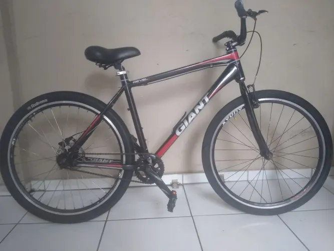 Bicicleta giant aro 271/2 com suporte para marcha