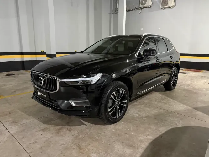 Volvo XC-60 XC 60 T-8 Híbrido Momentum 2.0 5P 2021
