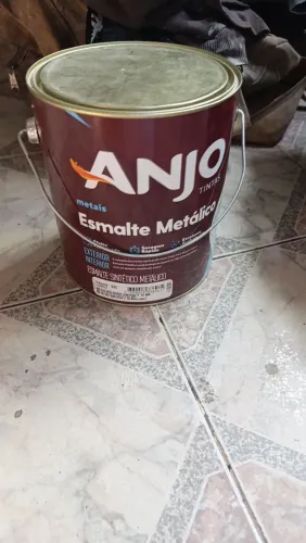 Tinta esmalte sintético base solvente