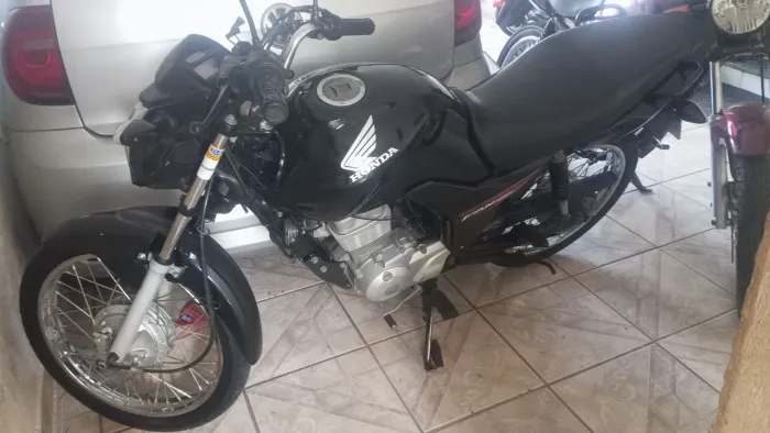 FAN 125 - 2016 - PRETA