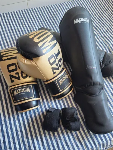 Kit Muay Thai/Boxe Maximum Luva 16oz + Caneleira G - (Estado de Novo)