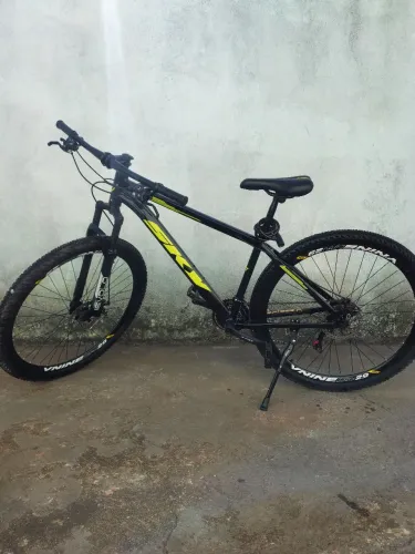 Vendo bicicleta usada em ótimas condições