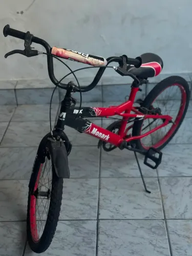 VENDE-SE bicicleta BMX Monark (infantil) !!