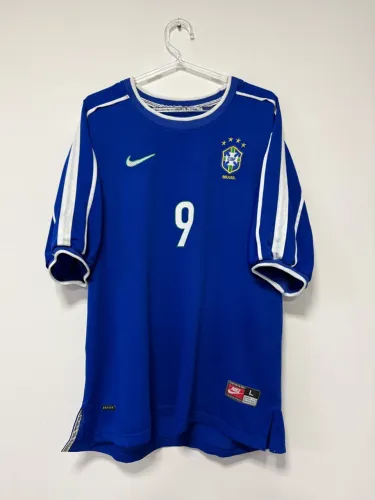 HISTÓRICA: camisa da Juventus de 1997. Ano do Centenário 