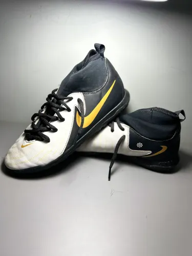 Nike Phantom Luna II Club Society
