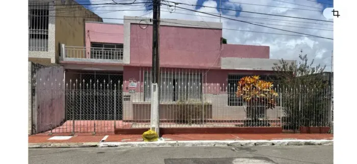 GETULIO VARGAS CASA ENORME NA MELHOR AREA PERTO DE TUDO