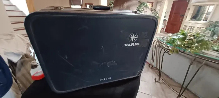 Grande mala de bordo VARIG original. Relíquia.