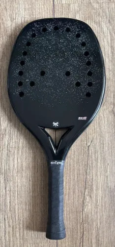 Raquete Beach Tennis Emit All Black 292g bal 25,7