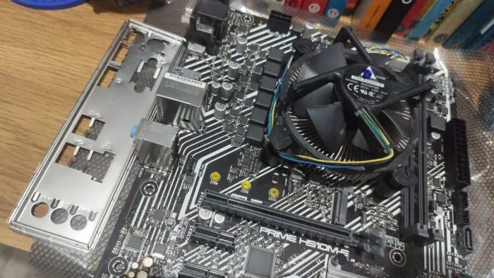 I5 10500 + Placa mãe Asus H510M-E