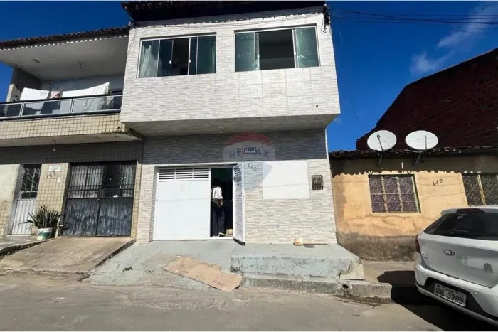 Casa de primeiro andar, no bairro Petrópolis, Tabuleiro dos Martins em Maceió Alagoas