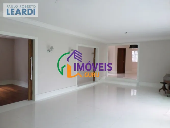 CASA EM CONDOMÍNIO - MORUMBI - SP