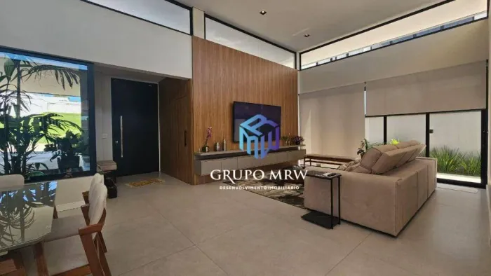 Casa com 4 dormitórios à venda, 326 m² por R$ 3.400.000,00 - Condomínio Fazenda Jequitibá