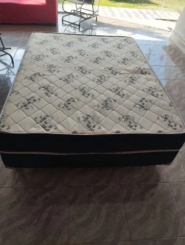 Cama box casal