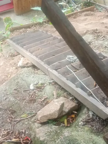 Escada Madeira de Lei