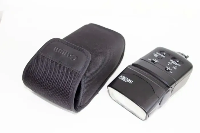 Flash Canon 320 EX