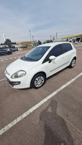 Fiat Punto Essence 1.6 Flex 16V 5P 2015