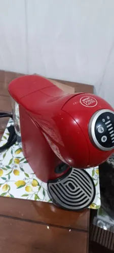 NESCAFÉ Dolce Gusto Genio S Plus Vermelha 220V