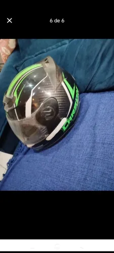 Capacete Protork Liberty 788 GS Carbon/ Preto com verde.