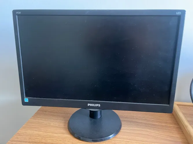 Monitor Philips 18,5? - Modelo 193V5LSB2/57