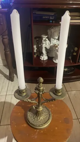 Candelabro de Bronze Antigo - 2 Braços - Peça Decorativa