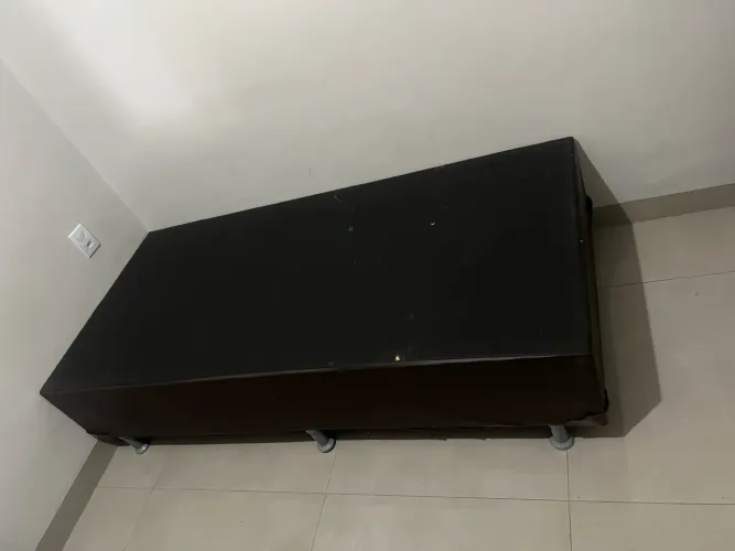 Cama Box solteiro (sem colchão)