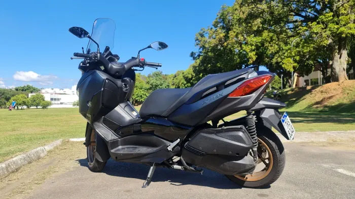 Vendo Xmax 250 verde 2024 na Garantia