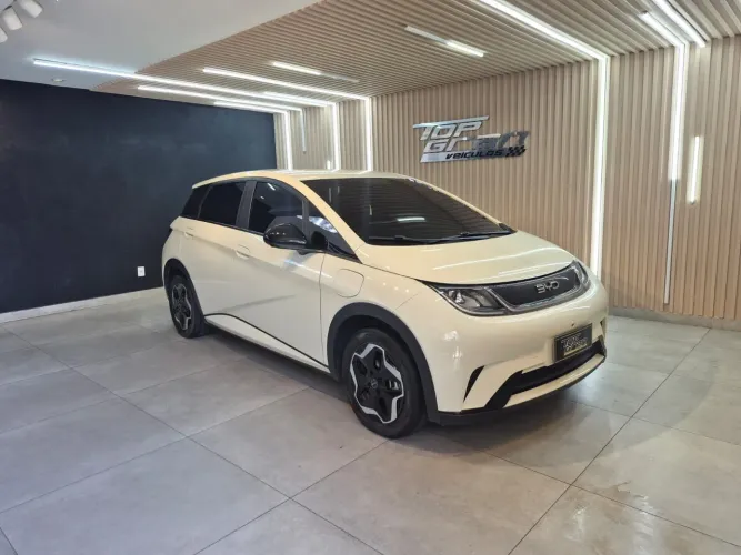 BYD Dolphin EV (Elétrico) 2026