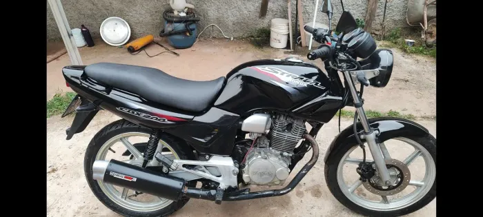 CBX 200 strada