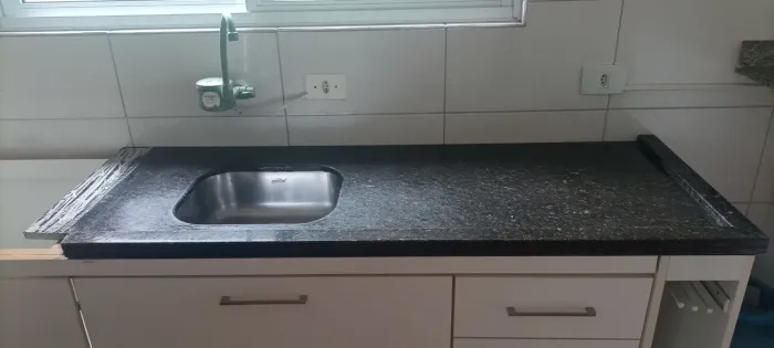 Pedra granito com cuba