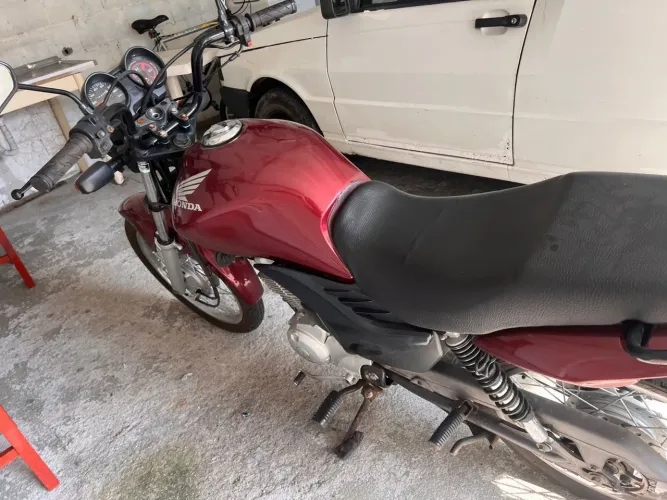 VENDO MOTO CG 150