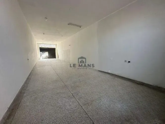 Salão comercial para locação do bairro Pauliceia em Piracicaba/SP