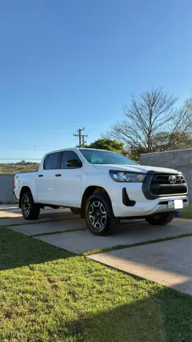 Toyota Hilux CD 4X4 2.8 Diesel Mec. 2024