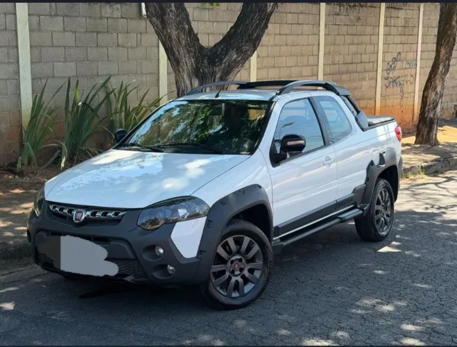 Fiat Strada Adventure1.8/ 1.8 Locker Flex CD 2018