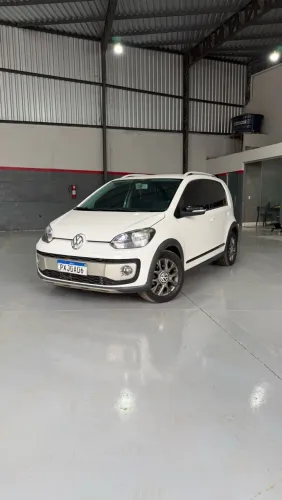 Volkswagen Up! Cross 1.0 TSI Total Flex 12V 5P 2016