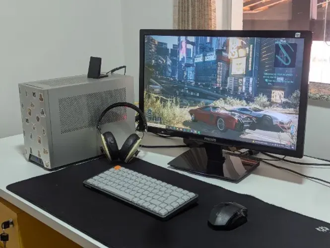 PC Gamer Compacto i7 GTX 1080 + Monitor + Teclado + Mouse Sem Fio + Headphone + BRINDE!