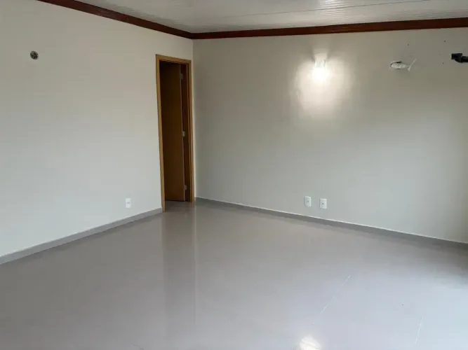 Imóvel no Bairro Gamboa do Moleque, Angra dos Reis-RJ. Belém, rua da Praia