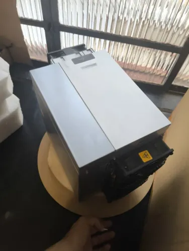 antminer S19kpro 120TH sha256 bitcoin- Semi nova ( 3-4meses de uso)