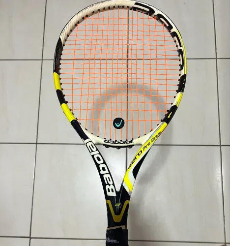 Raquete Babolat Aero Pro Drive ? Aceito troca por relógio Seiko, Casio ou Citizen